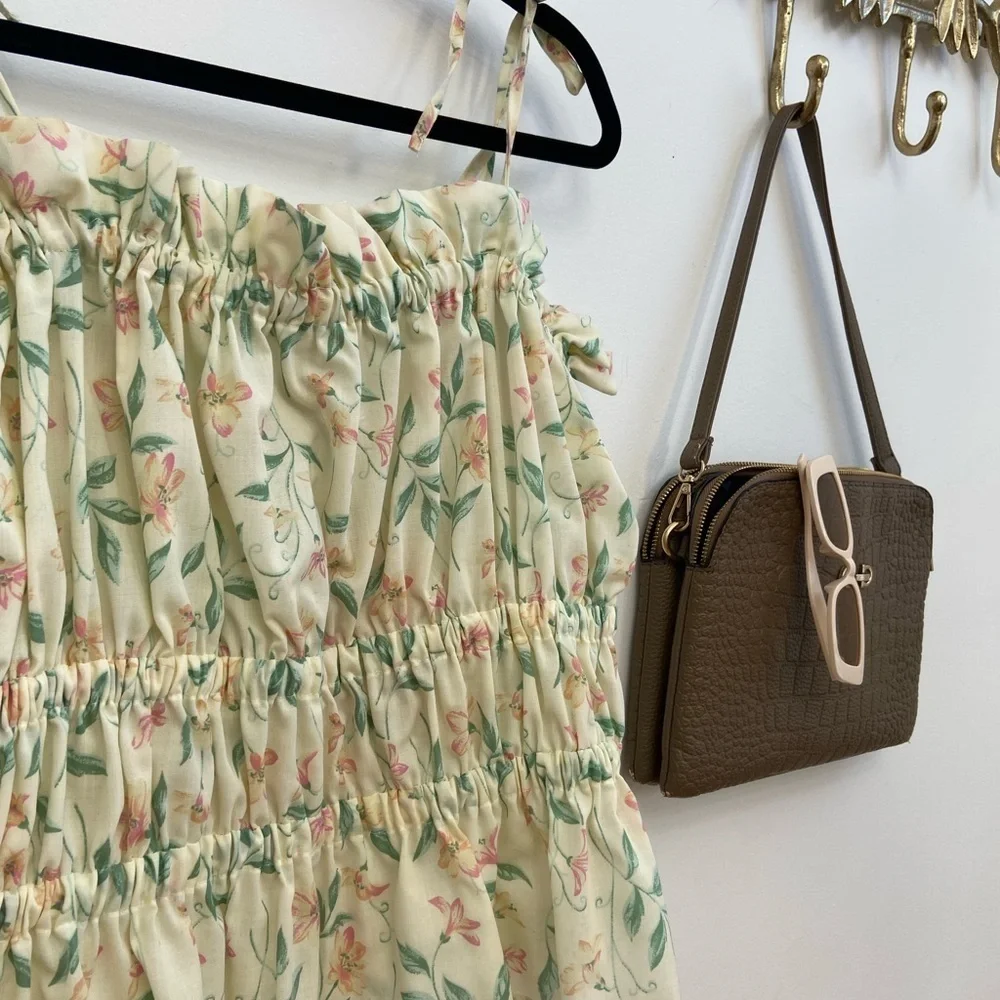 Floral Ruffle Strap Top - Picture 3 of 4